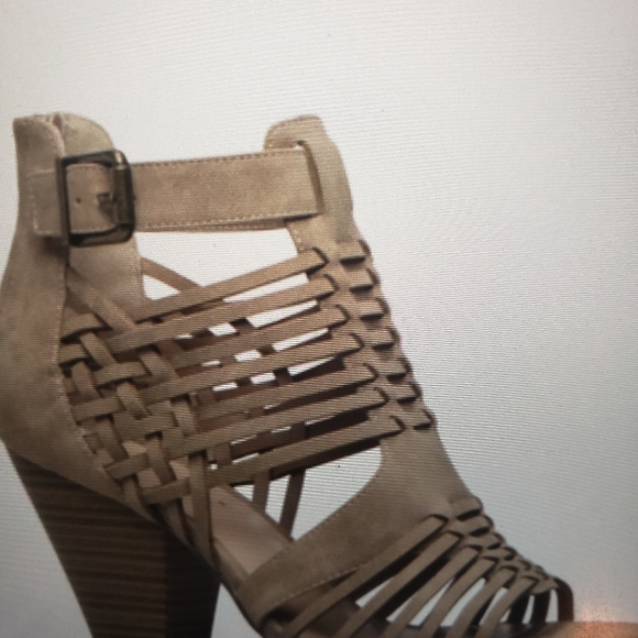 NEW Tan Caged Heeled Sandals - Picture 2 of 6